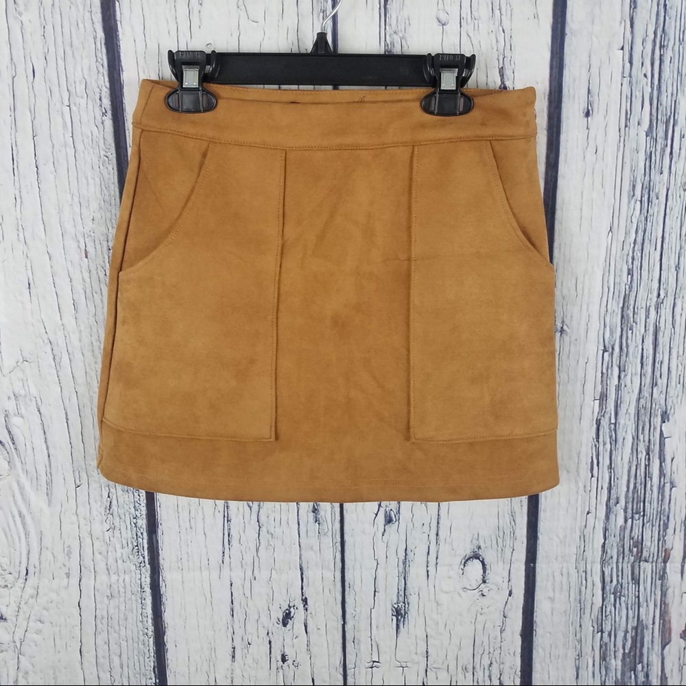 NWOT Lulus Suede Tan Mini Skirt Size XS
